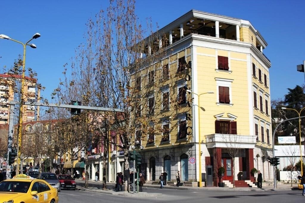 Monarc Hotel 4* қонақ үйі