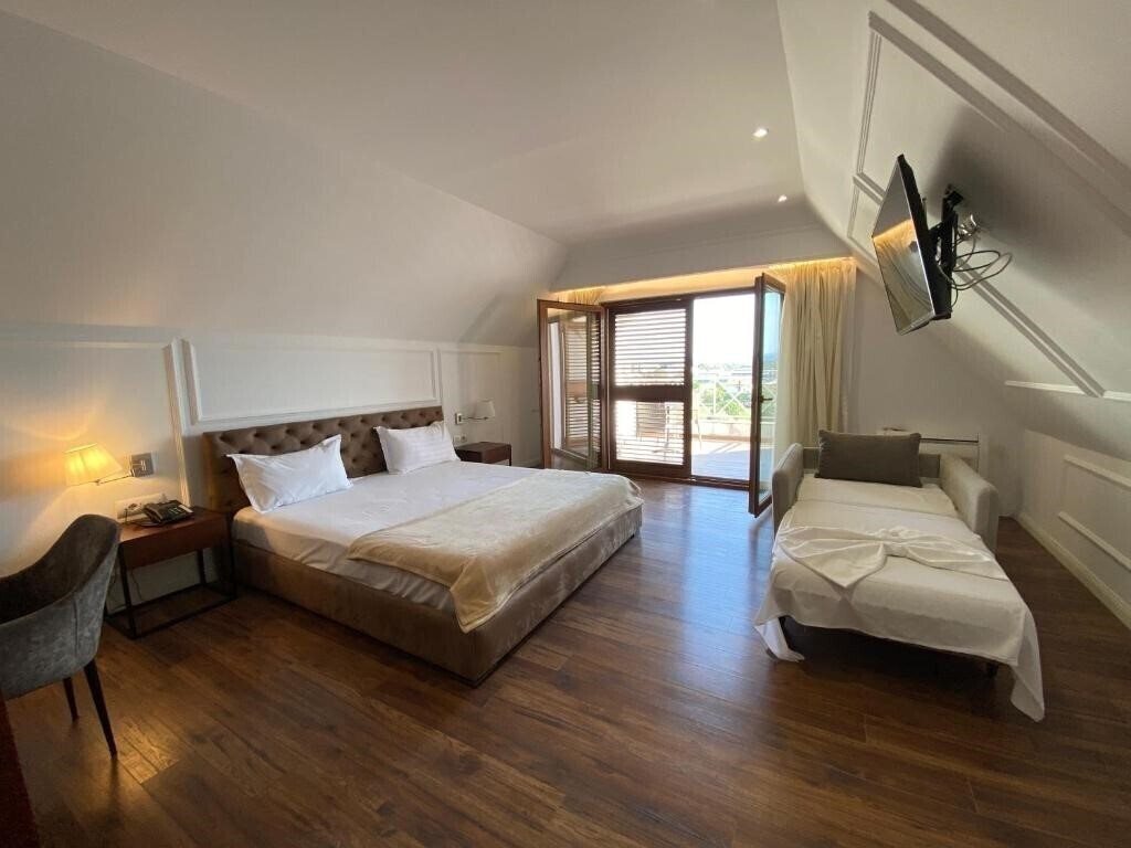 Фото Vila Zeus Hotel 4*