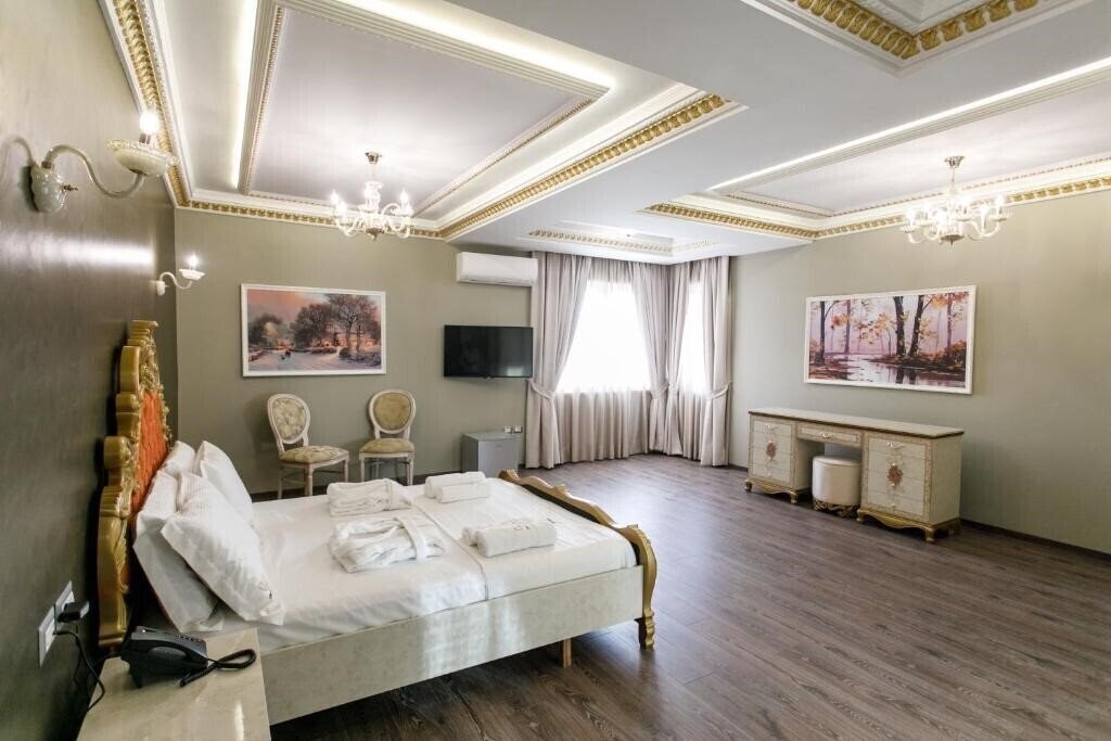 Elite Palace 3* фотосуреті