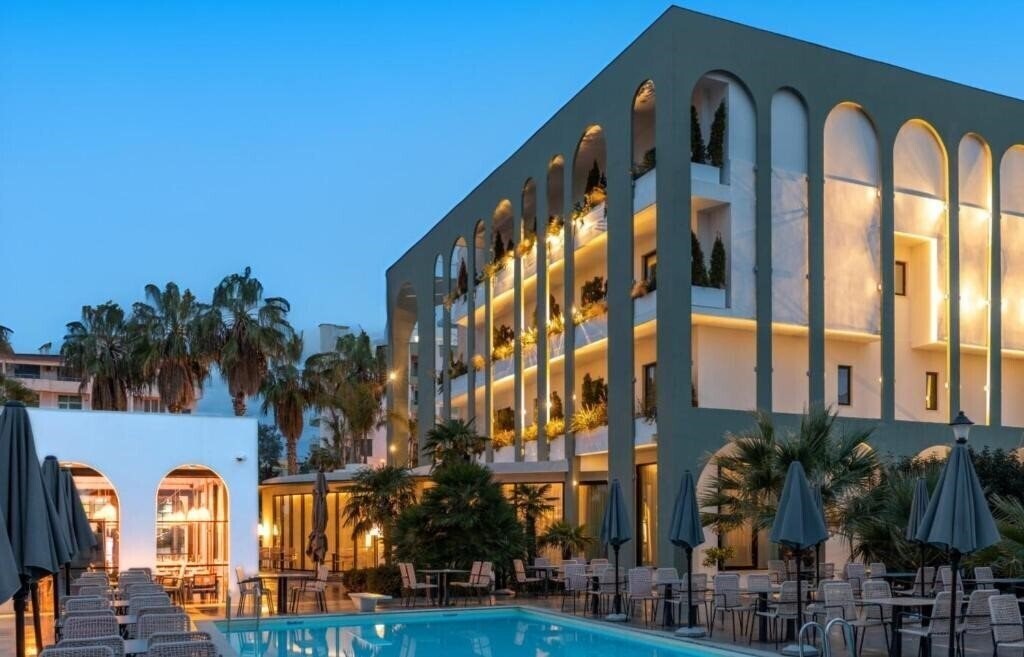 Flower Hotels & Resorts 4* қонақ үйі