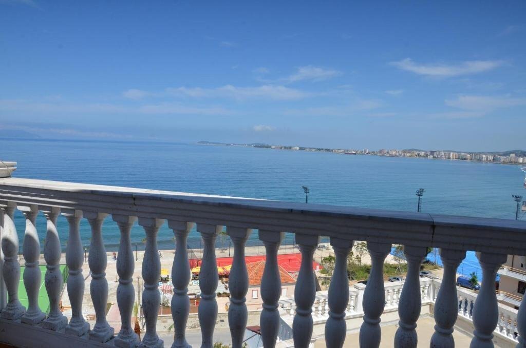 Nacional Hotel 3* фотосуреті