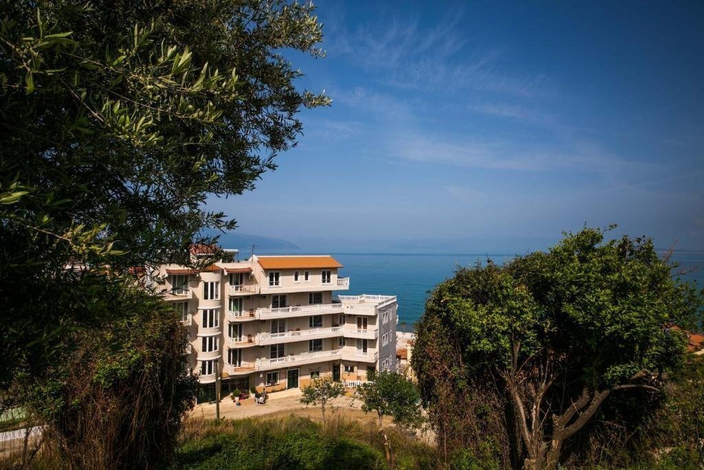 Nacional Hotel 3* суреті