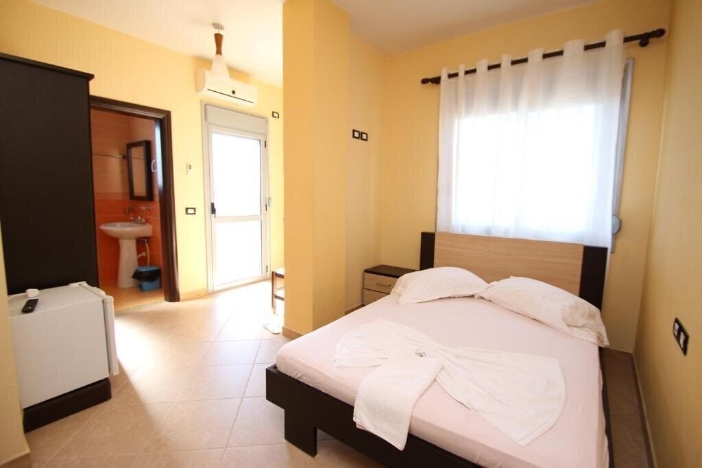 Al Hotel 3* фотосуреті