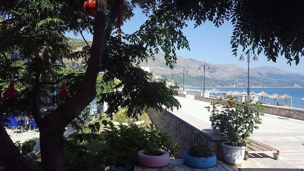 Фотография Riviera Qeparo 4*