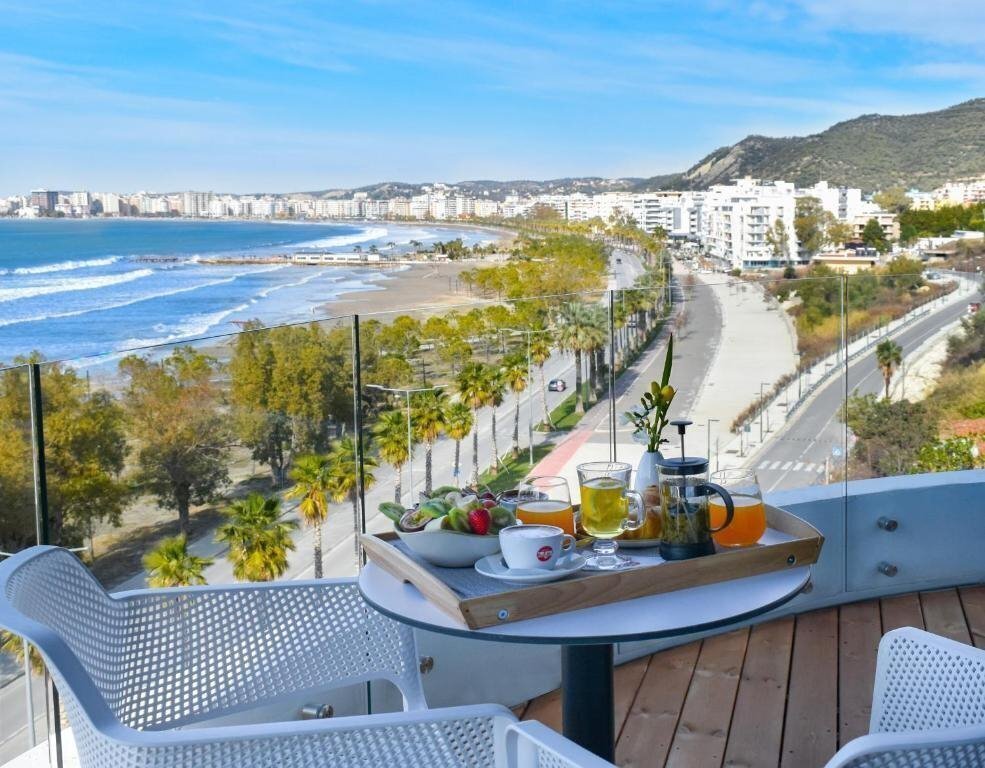 Yacht Hotel 4* фотосуреті