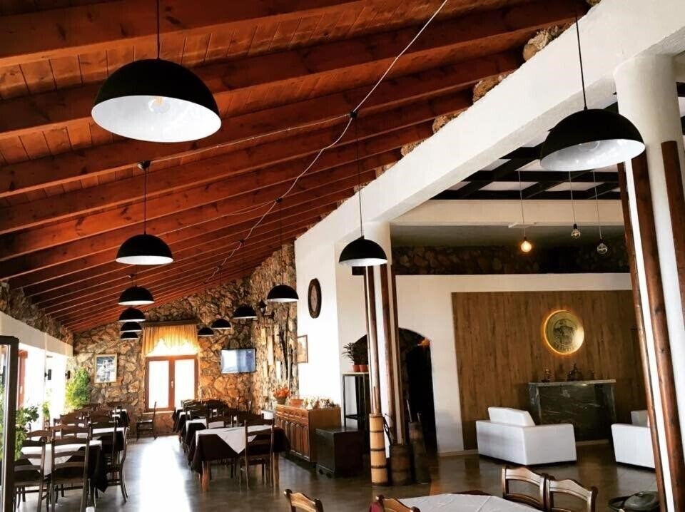 Изображение Hotel Keshtjella 3*