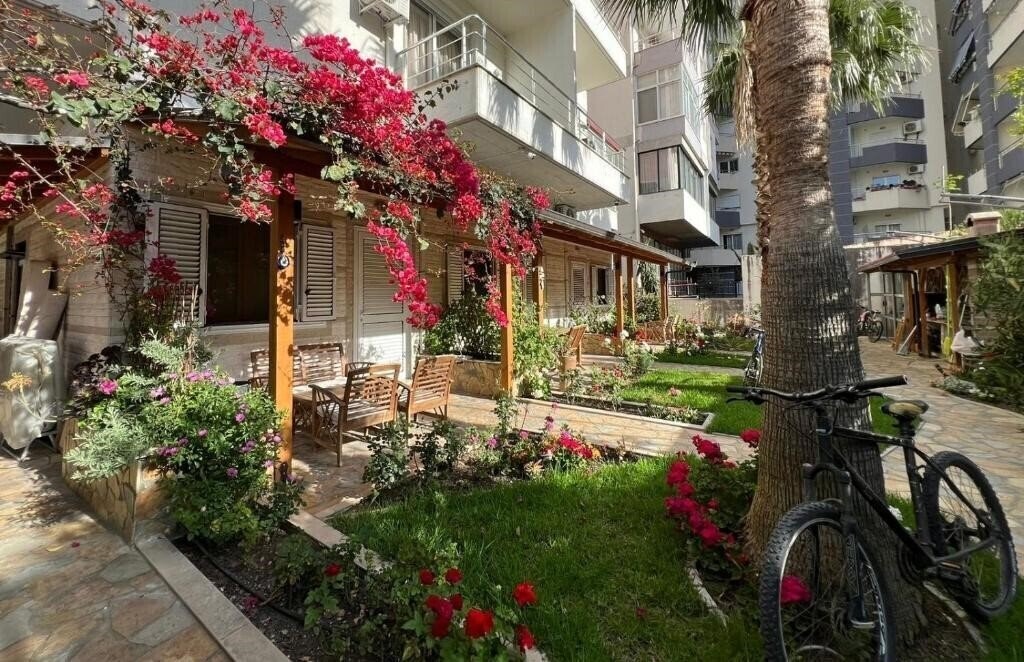 Фото Guest Rooms Angolo Toscano 2*