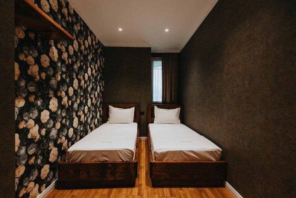 Ledina Hotel 4* фотосуреті
