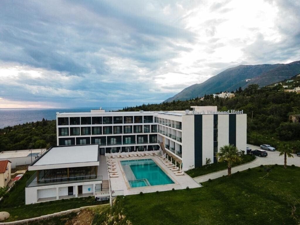 Black Diamond Hotel 4* қонақ үйі