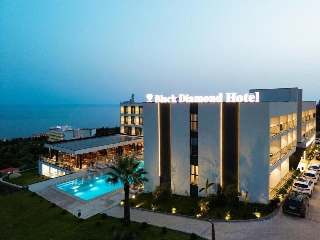 Black Diamond Hotel 4* суреті