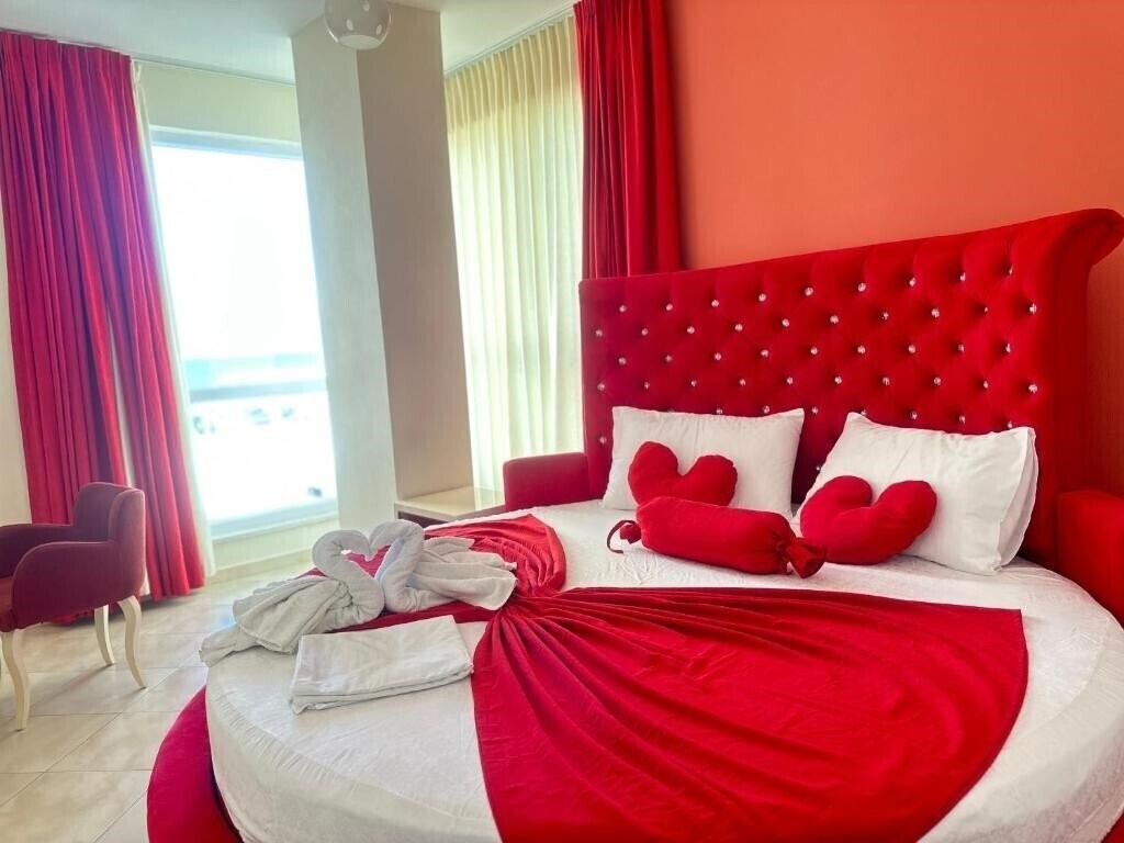 Garden Hotel 3* суреті