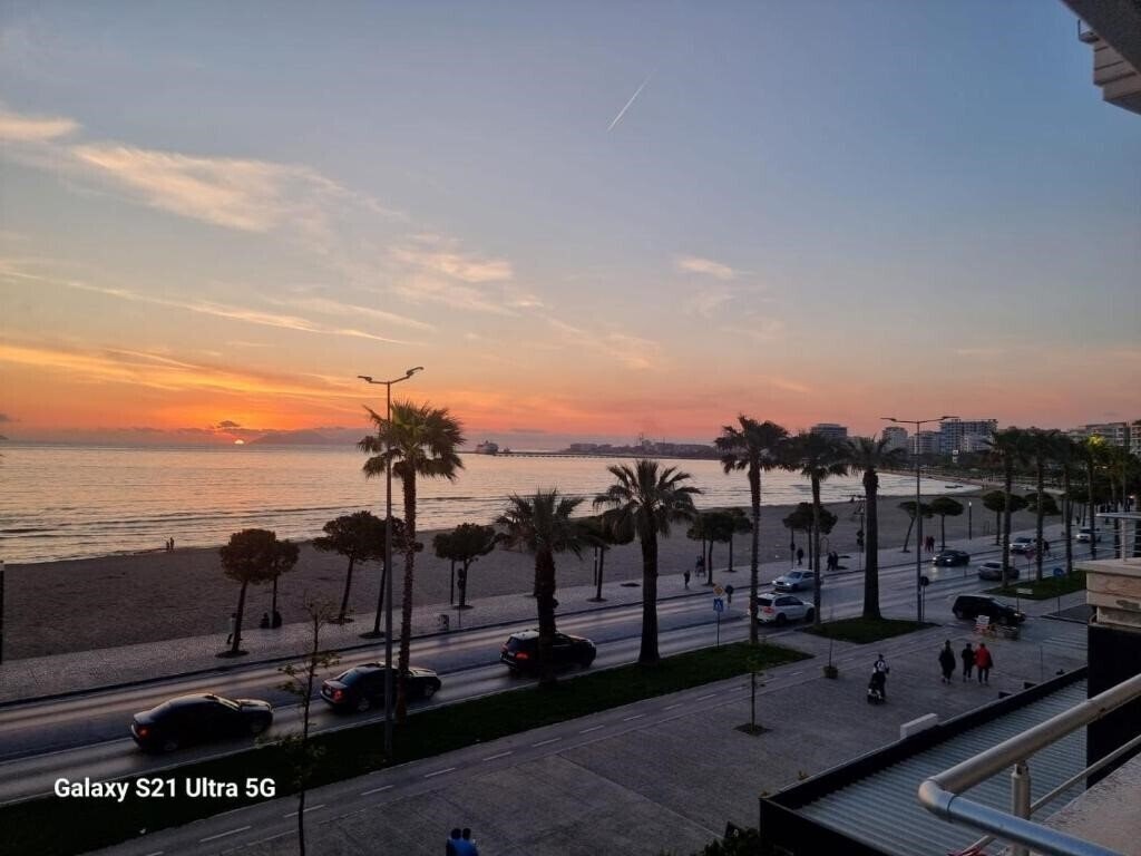 Lungomare Apartment 3* қонақ үйі