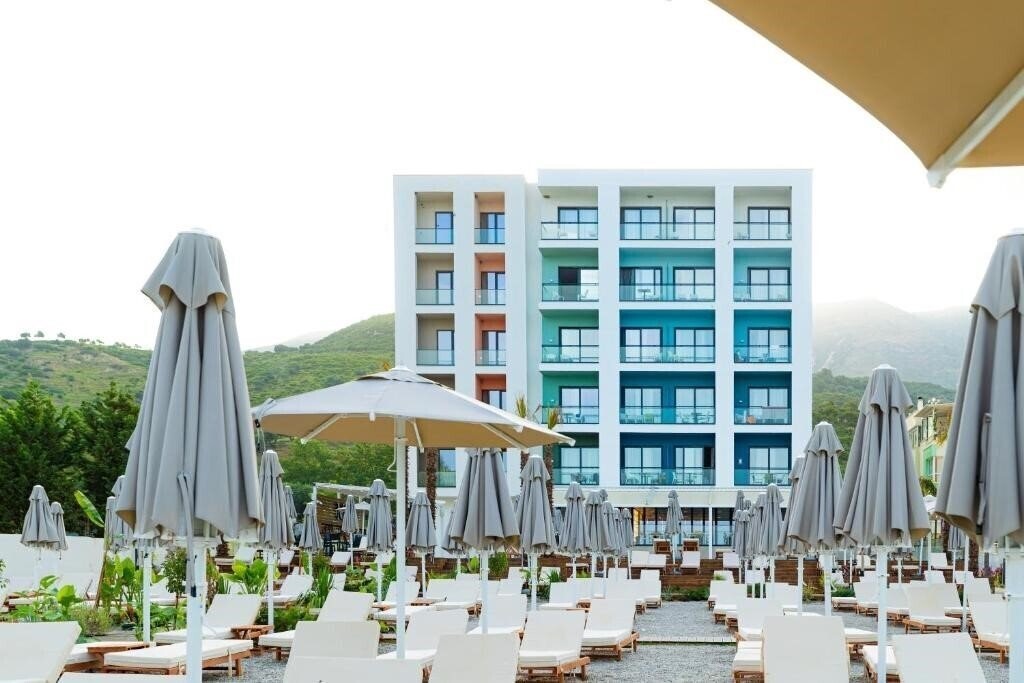 Morina Beach 4* фотосуреті