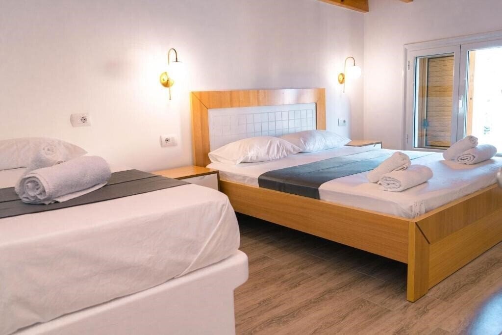 Anxhelo Vila 3* суреті