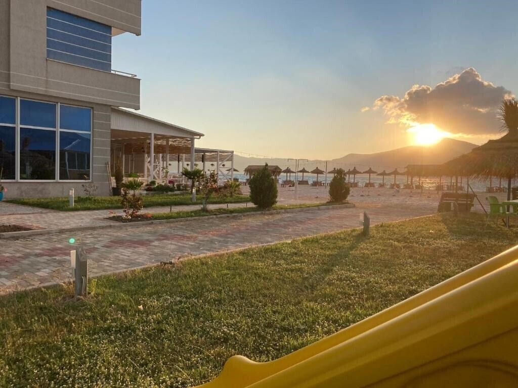 Фото Blue Pradise Hotel 4*