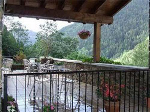 Husa Xalet Besoli 3* суреті