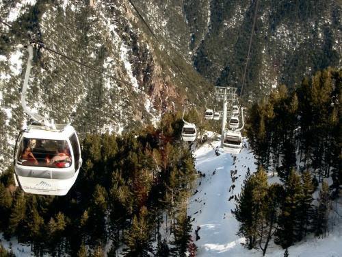 Фото Husa Xalet Besoli 3*