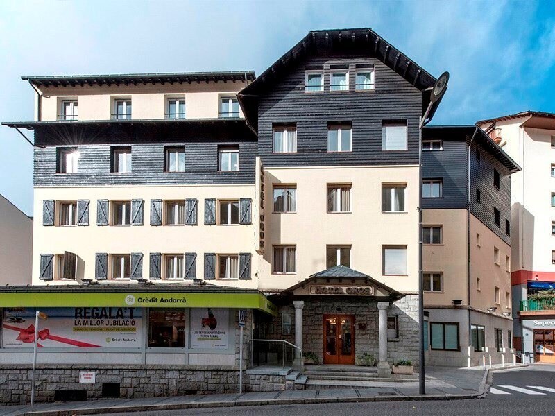 Отель Evenia Oros 3*