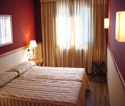 Aparthotel Shusski 4* фотосуреті