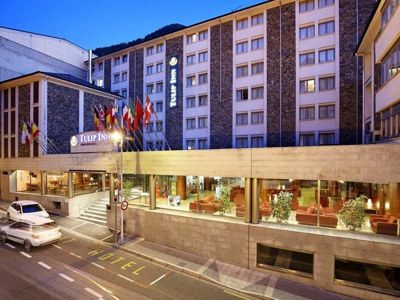 Tulip Inn Andorra Delfos 4* қонақ үйі