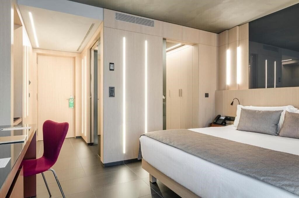 Изображение Metropolis 4*