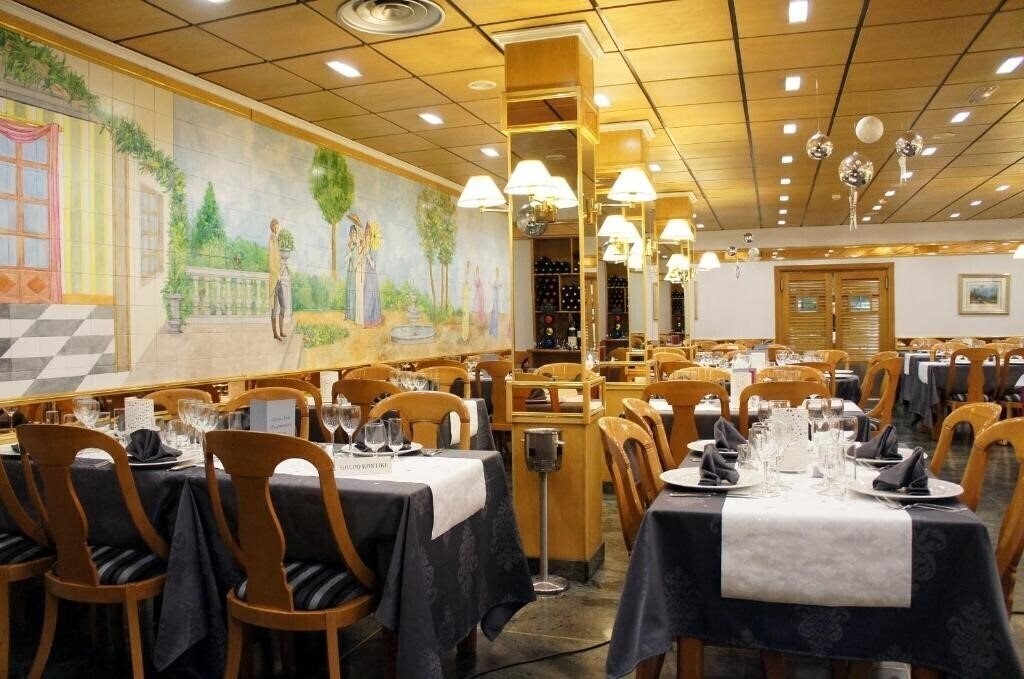 Eureka 4* суреті