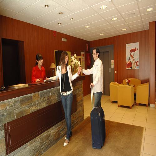 Картинка Somriu Les Terres 3*