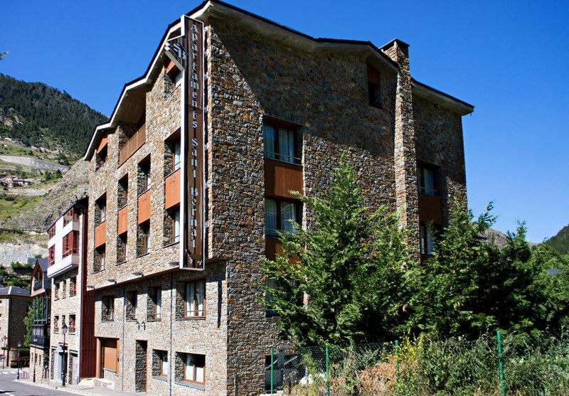 Отель Sant Bernat Apartamentos 3*
