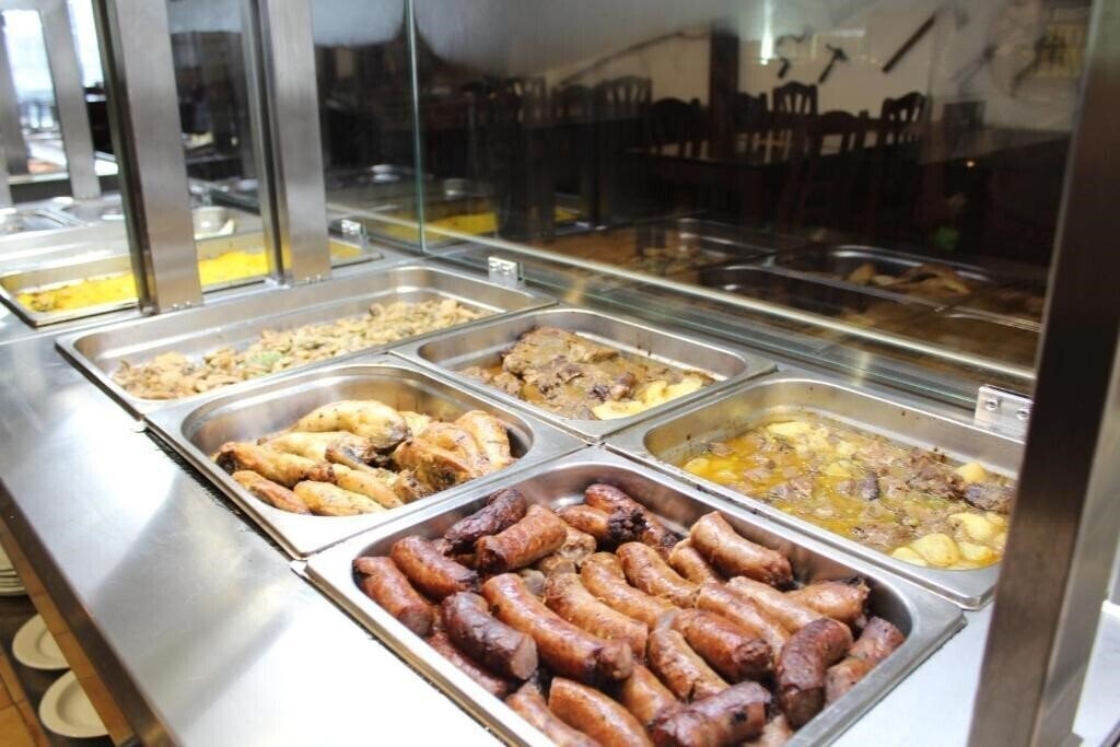 Hotel Avanti 3* суреті