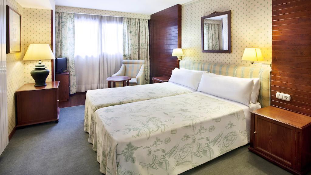 Картинка Hotansa Piolets Soldeu Centre 4*