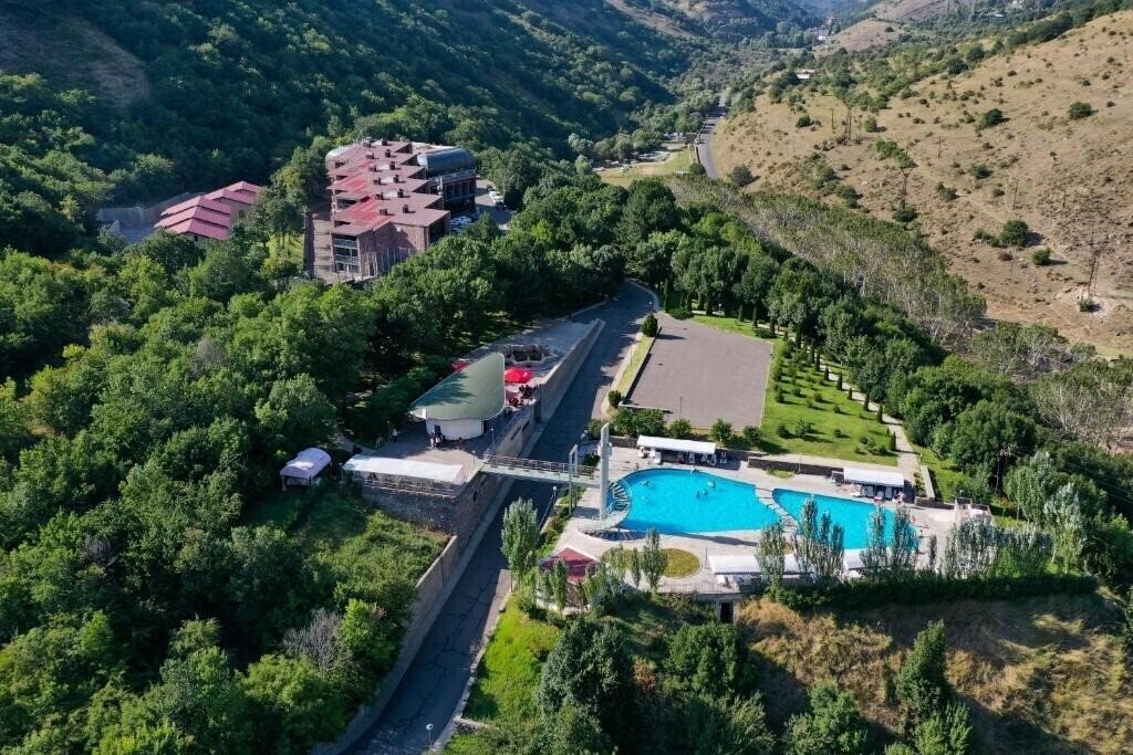 Best Western Aghveran Hotel 4* қонақ үйі