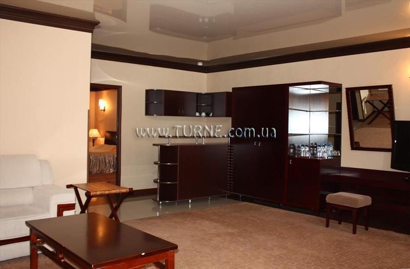 Best Western Paradise Hotel Dilijan 4* фотосуреті