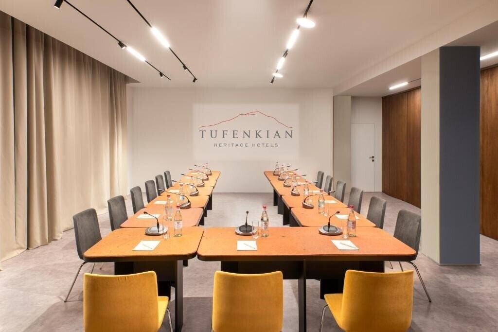 Картинка Historic Yerevan Hotel Tufenkian 4*