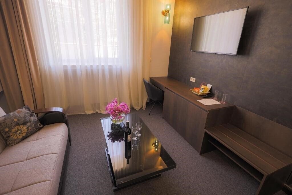 Cascade 3* суреті