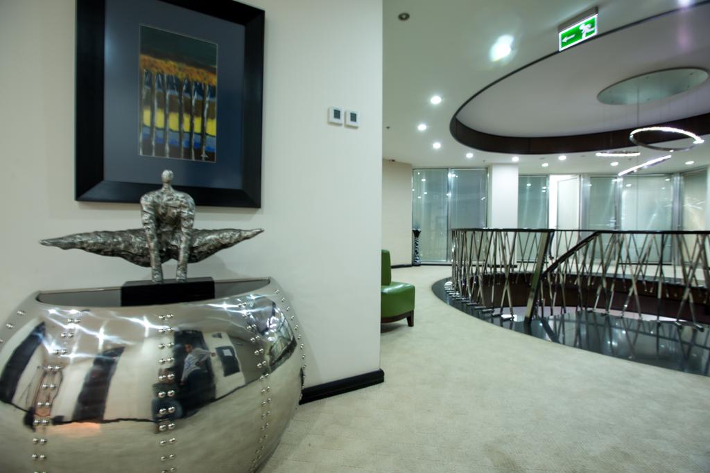 Фото North Avenue 4*