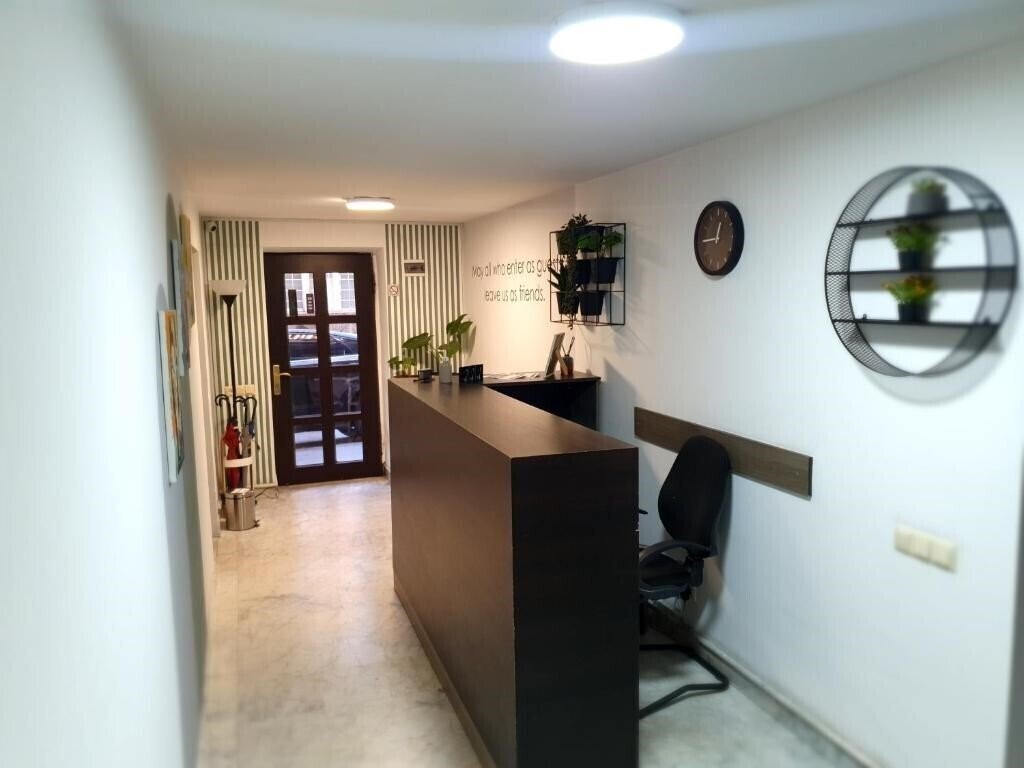 City Centre Hotel Yerevan By Picnic 3* суреті