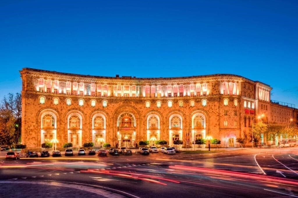 Marriott Armenia Yerevan 5* қонақ үйі