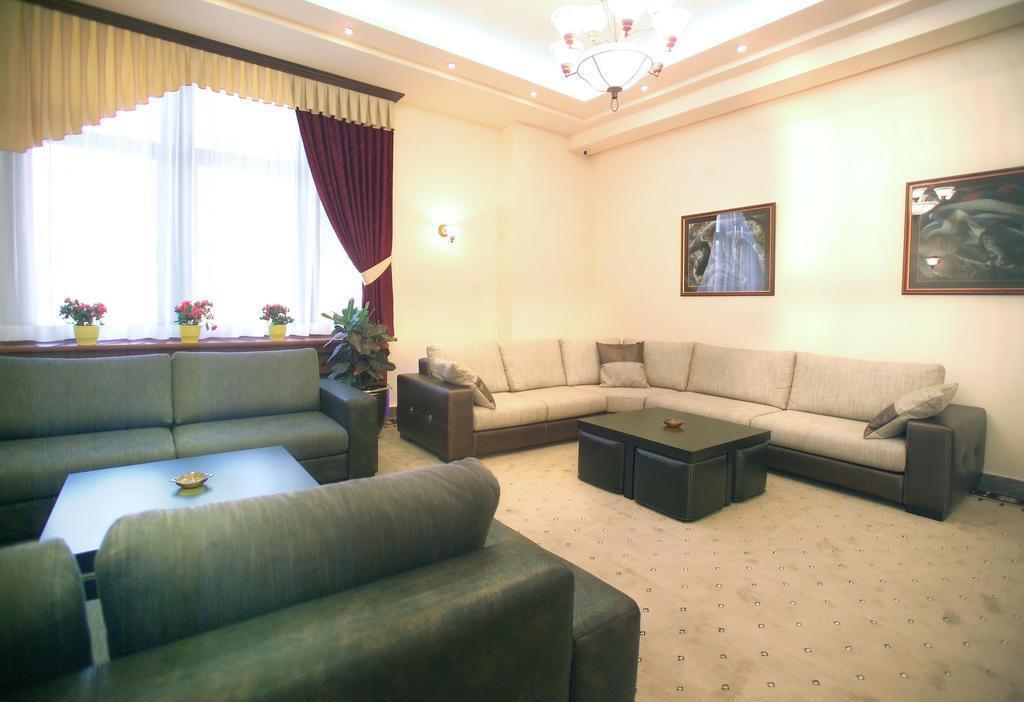 Hrazdan Hotel 3* суреті