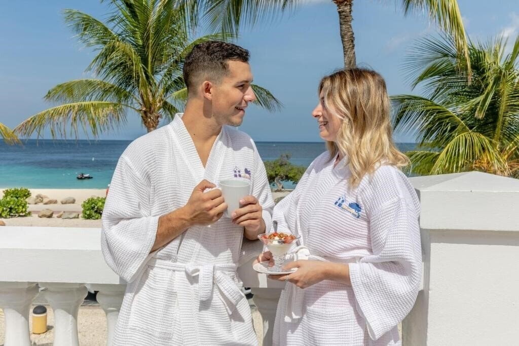 Amsterdam Manor Beach Resort 3* суреті