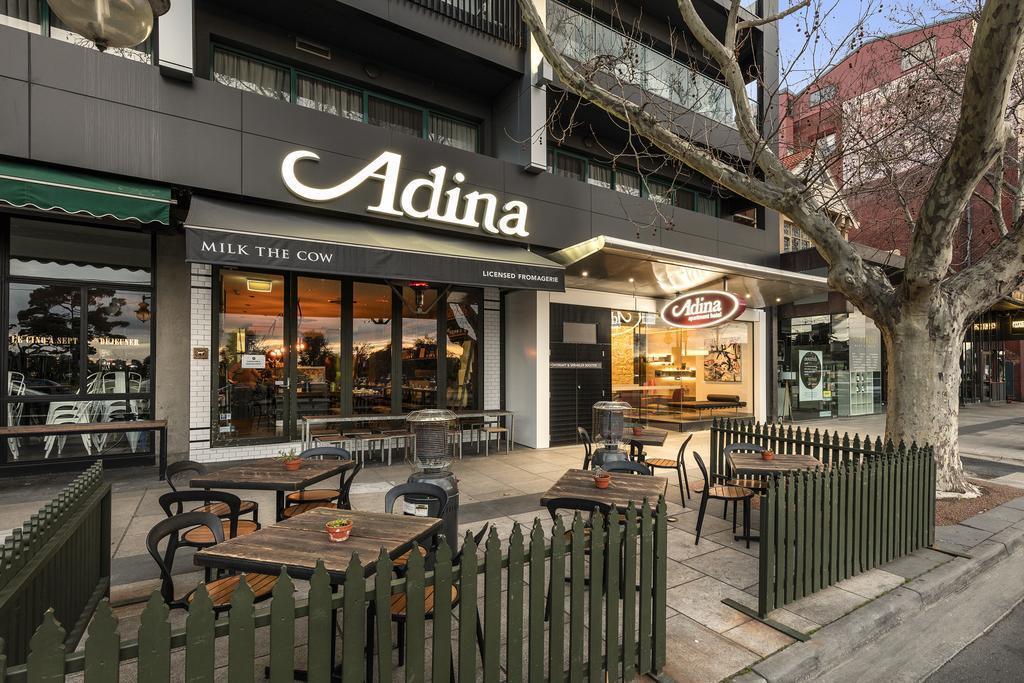 Фото Adina Apartment St Kilda 4*