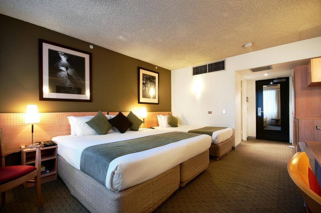 Изображение Crossley 4*