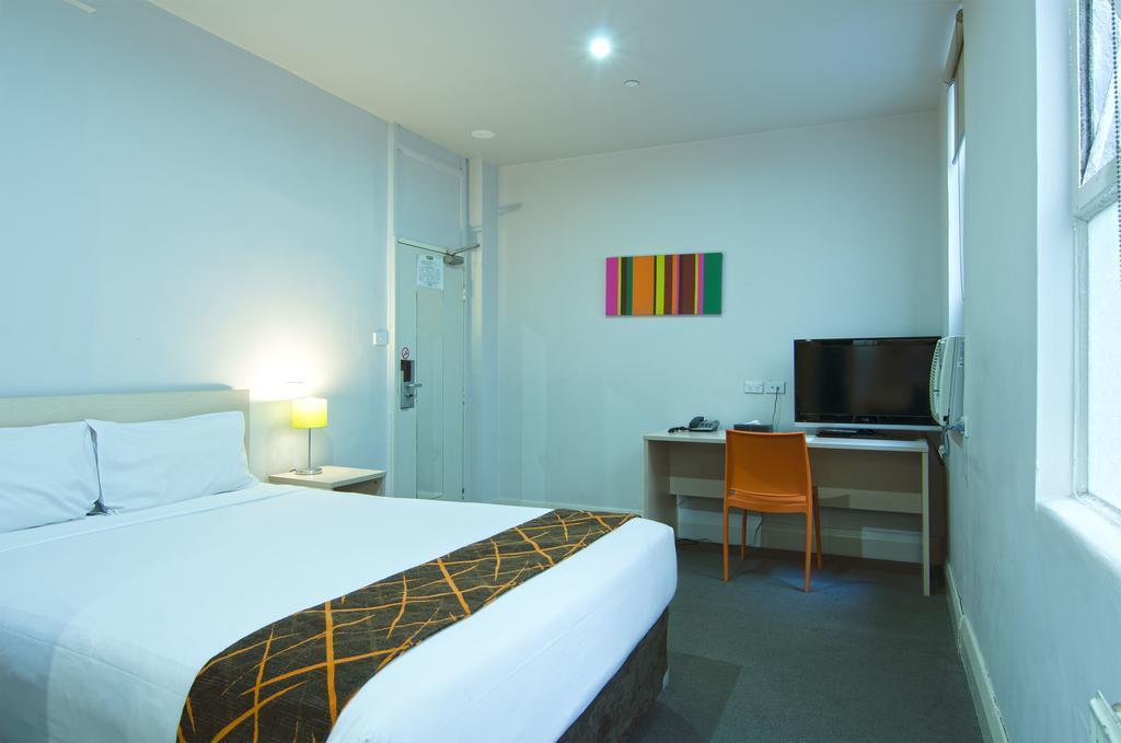 Фотография Ibis Styles Kingsgate 3*