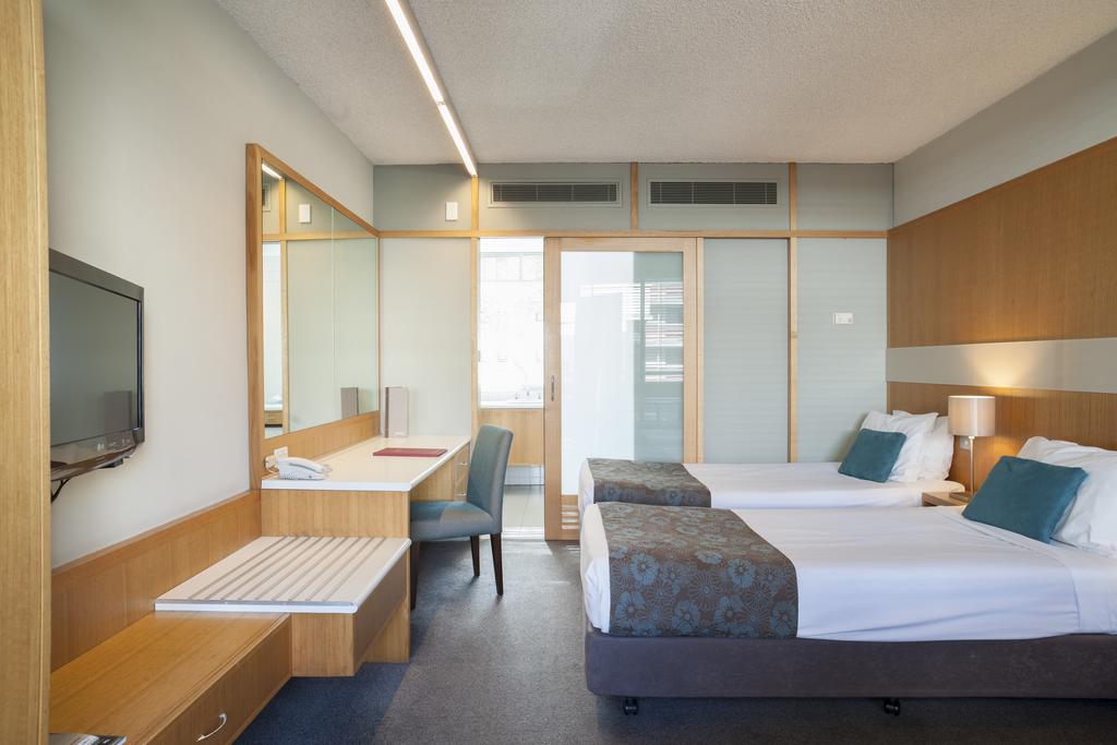 Фото Quality Downtowner On Lygon 4*