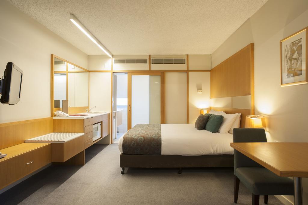 Quality Downtowner On Lygon 4* суреті