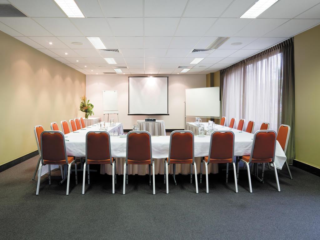 Adina Apartment Hotel Sydney, Crown Street 4* суреті