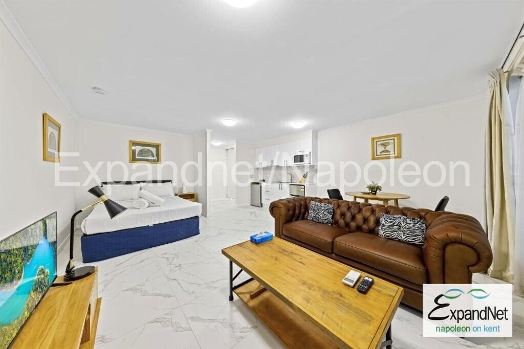 Napoleon On Kent 4* қонақ үйі