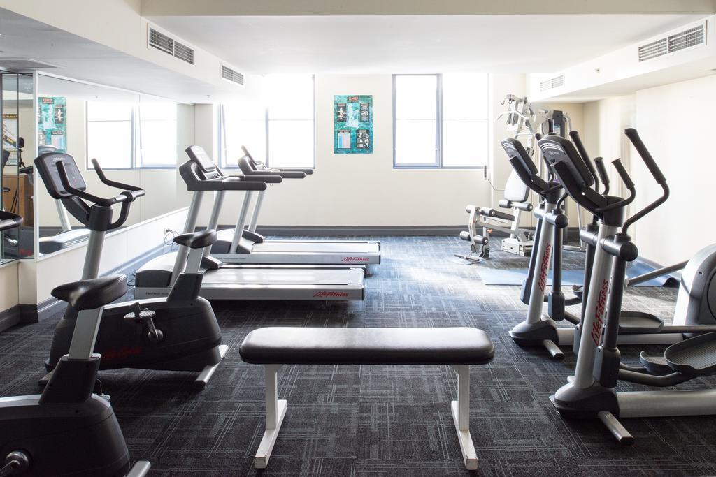 Seasons Harbour Plaza 4* суреті