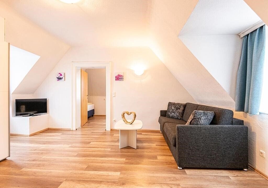 Bristol Hotel 3* суреті