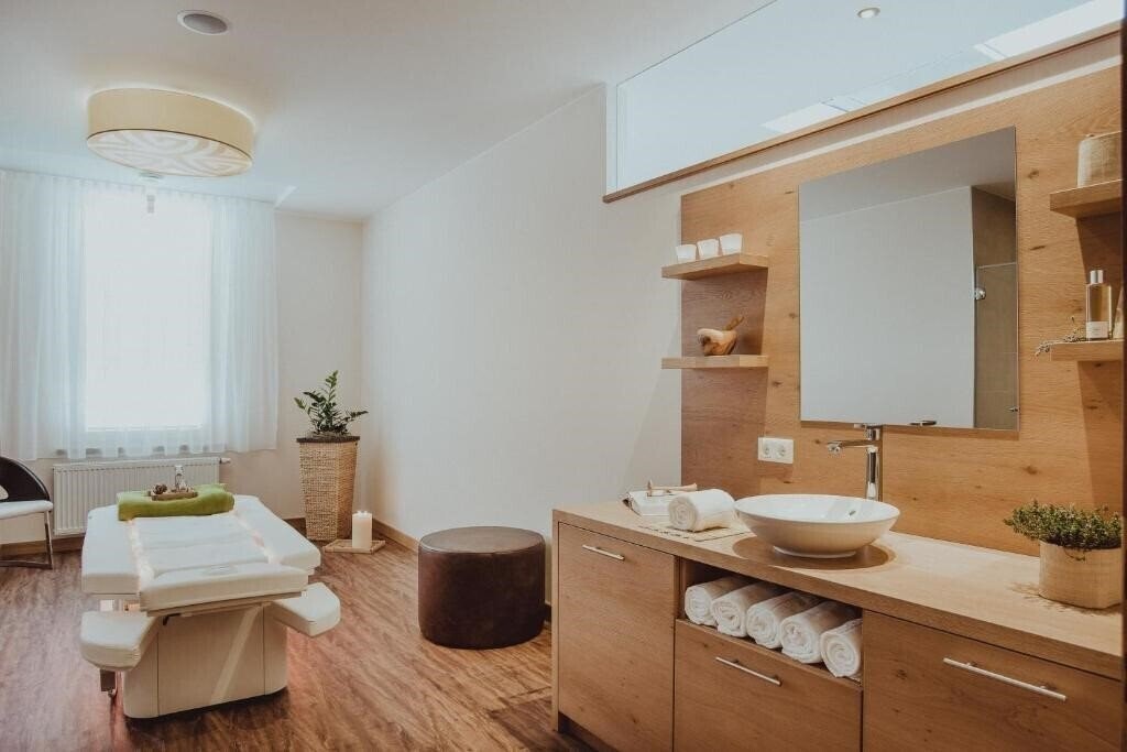 Фотография Hotel Osterreichischer Hof 4*