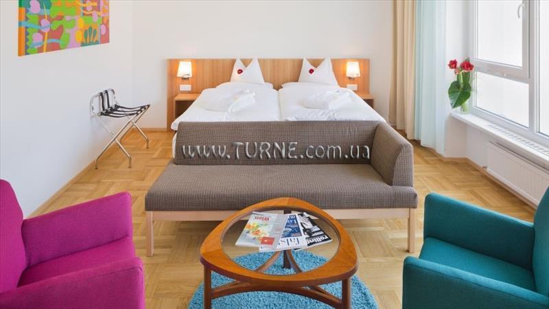 At The Park 4* қонақ үйі